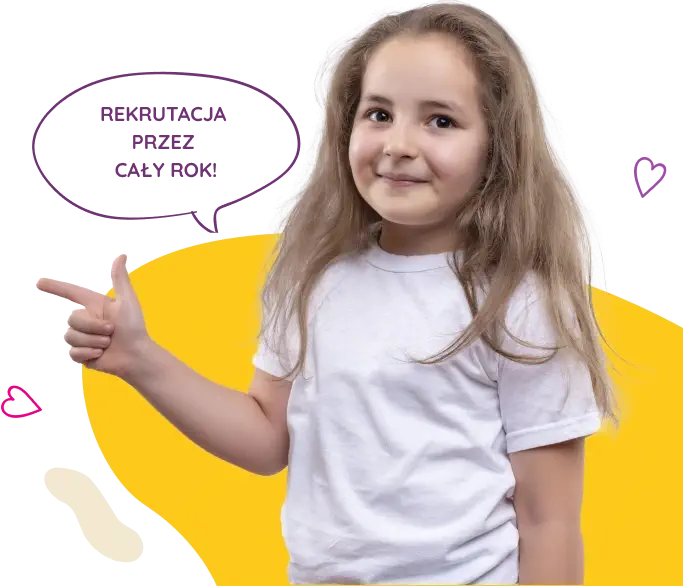 Dziewczynka w wieku przedszkolnym wskazująca palcem nagłówek